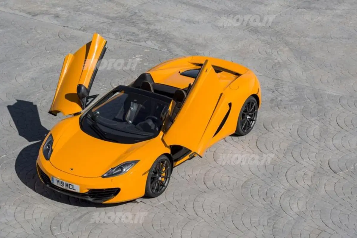 McLaren 12C Spider (36)