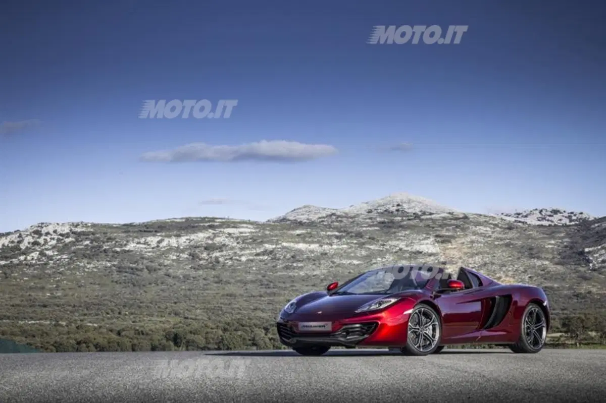 McLaren 12C Spider (43)