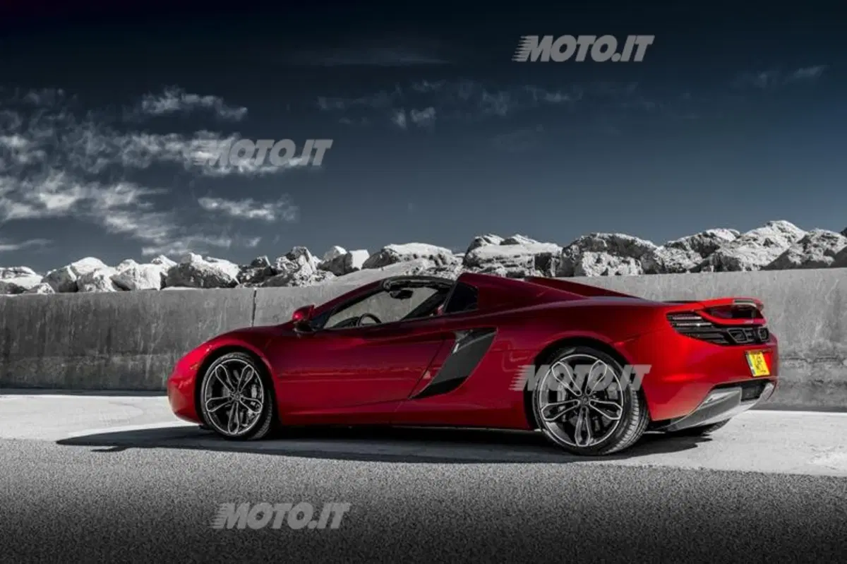 McLaren 12C Spider (44)
