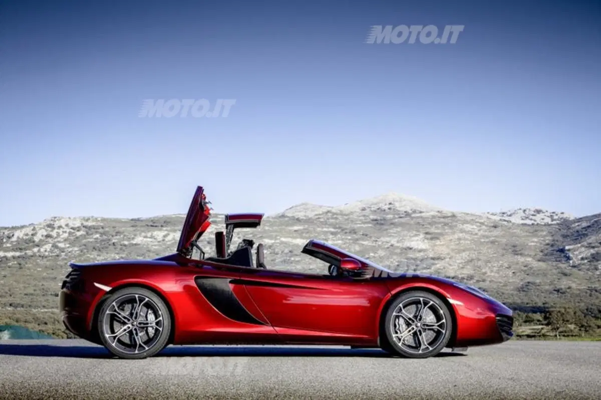 McLaren 12C Spider (45)