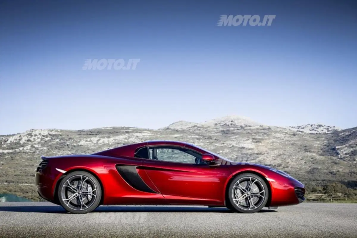 McLaren 12C Spider (46)
