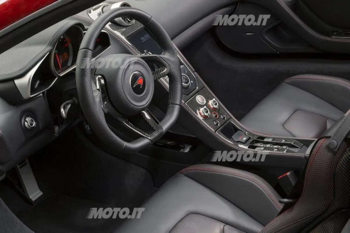 McLaren 12C Spider (51)