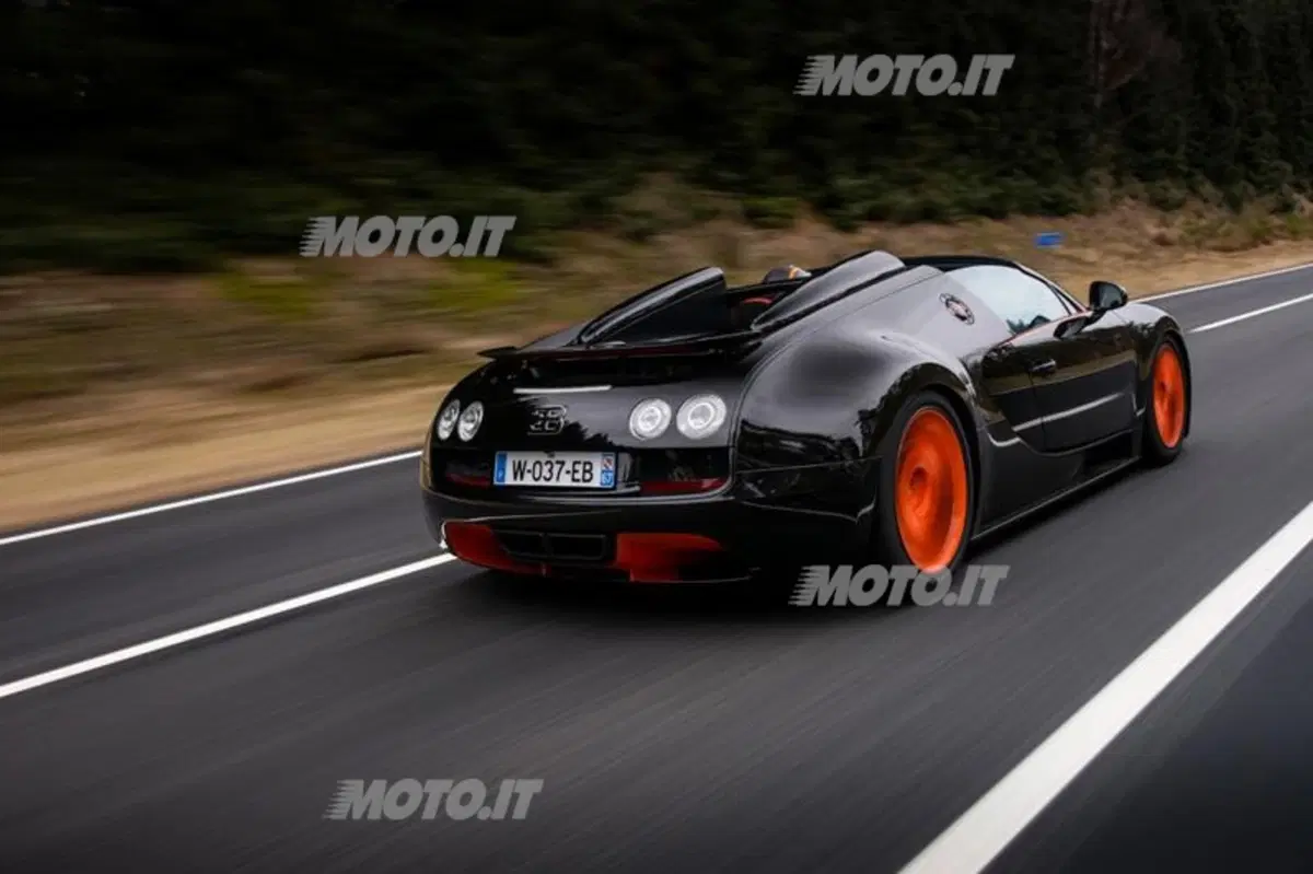 Bugatti Veyron Grand Sport Vitesse World Record Car Edition: in video a 408,84 km/h (2)