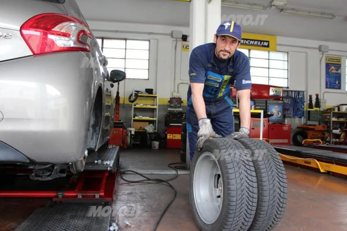 Michelin Alpin A4: ecco come vanno sulla Peugeot 208 (9)