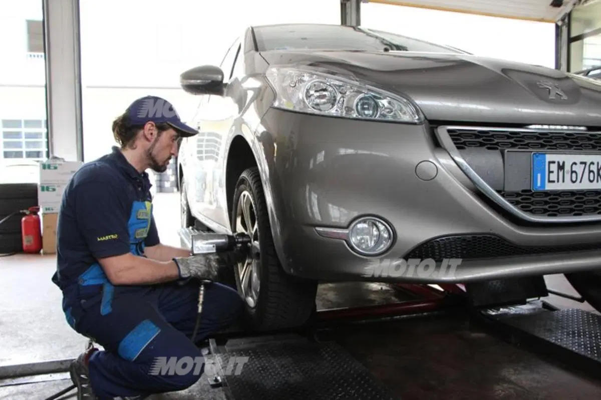 Michelin Alpin A4: ecco come vanno sulla Peugeot 208 (16)