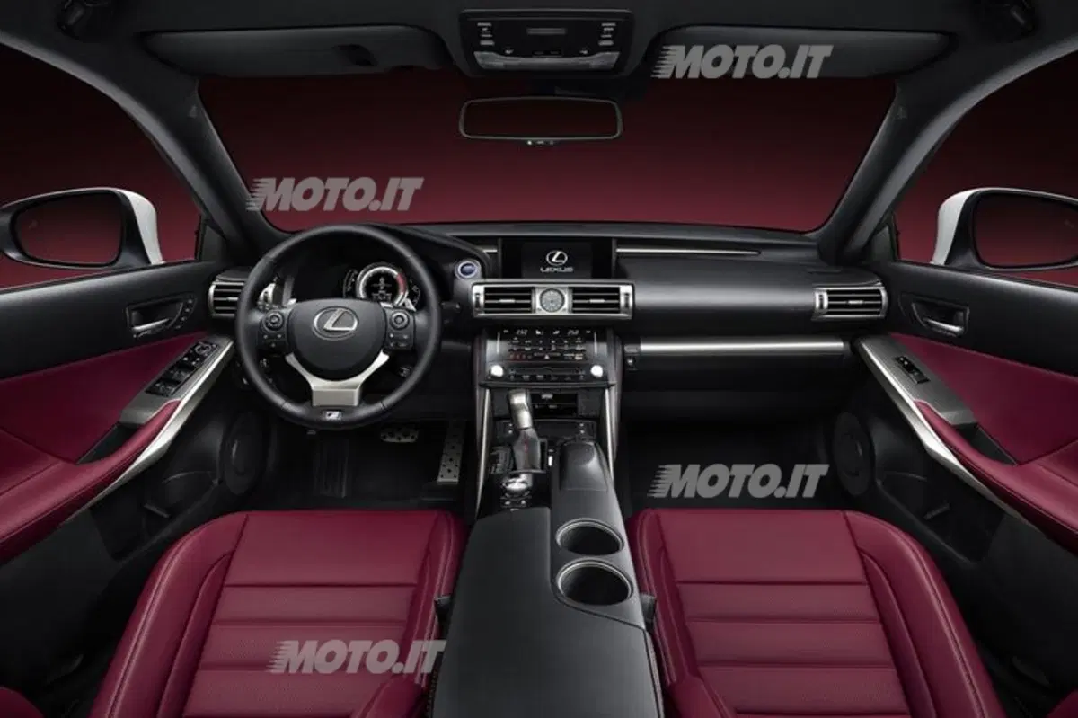 Nuova Lexus IS 300h: i prezzi (8)