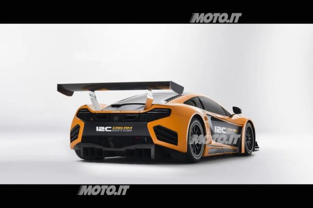 McLaren MP4-12C Can-Am Edition: in azione tra i cordoli in attesa di Goodwood (8)