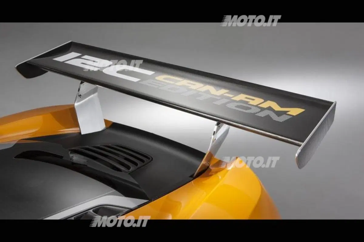 McLaren MP4-12C Can-Am Edition: in azione tra i cordoli in attesa di Goodwood (13)