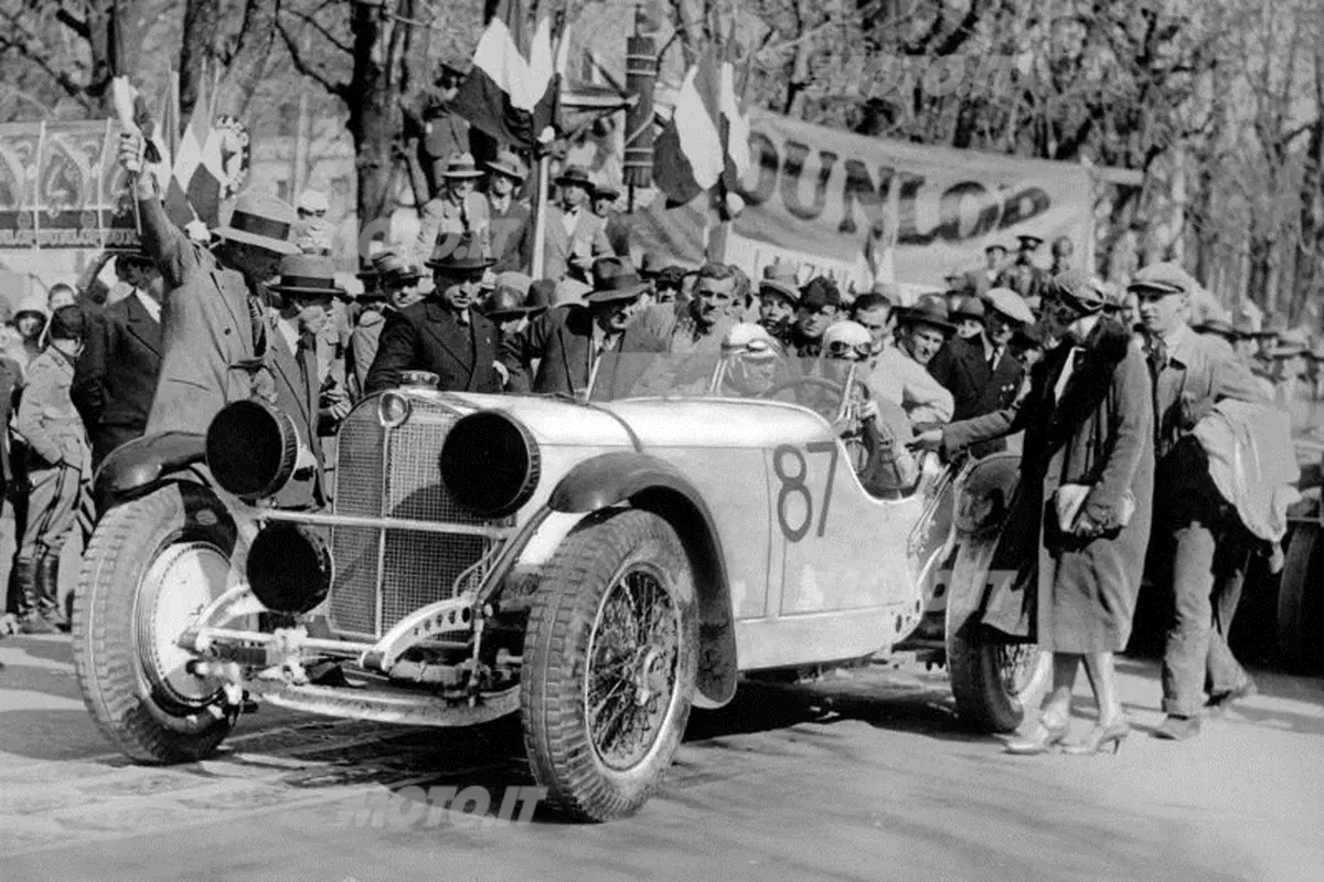 Mercedes alla Mille Miglia 2013 (20)
