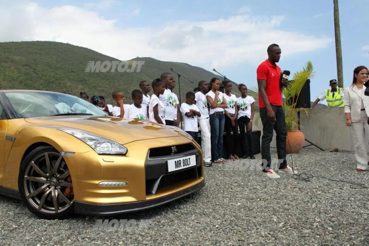 Nissan GT-R: un esemplare su misura per Usain Bolt (7)