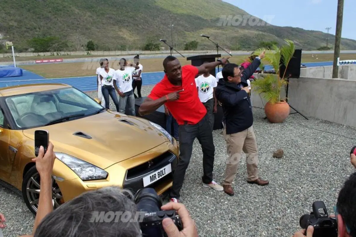 Nissan GT-R: un esemplare su misura per Usain Bolt (10)