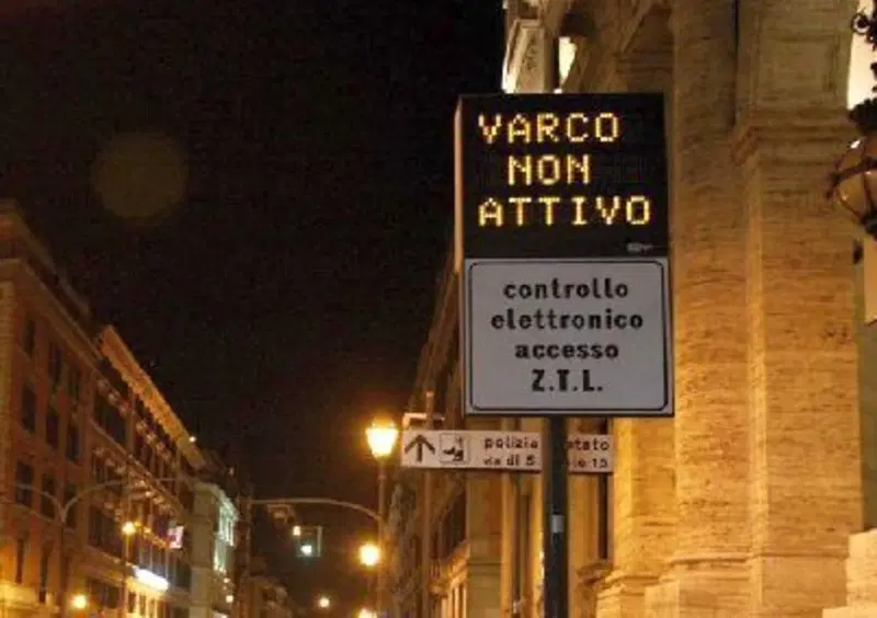 Roma: le ZTL notturne non saranno attive nel mese di agosto