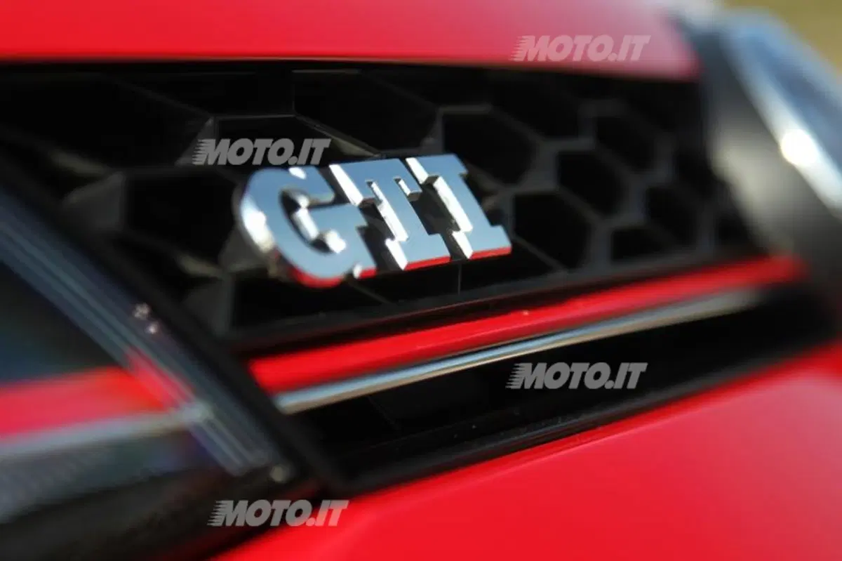 Volkswagen Golf GTI (63)