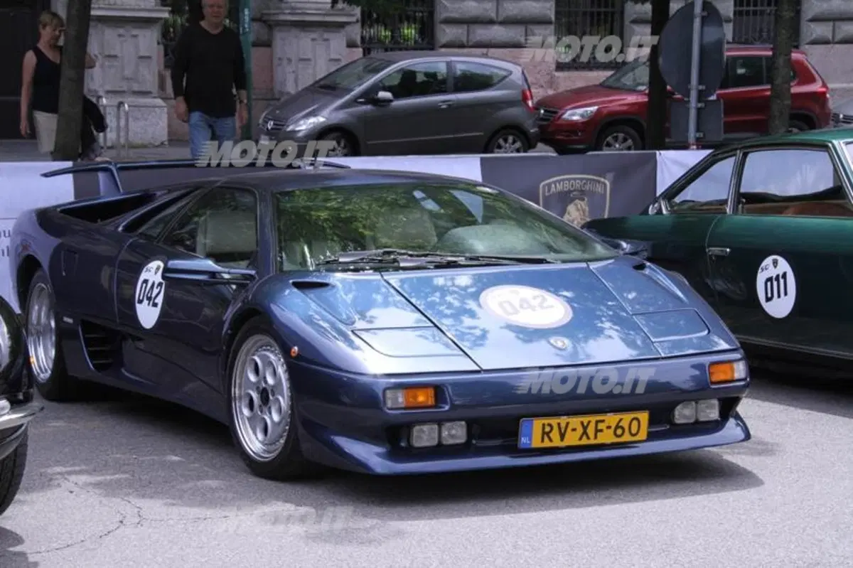 Lamborghini: tutto pronto per la partenza del Grande Giro da Milano (36)
