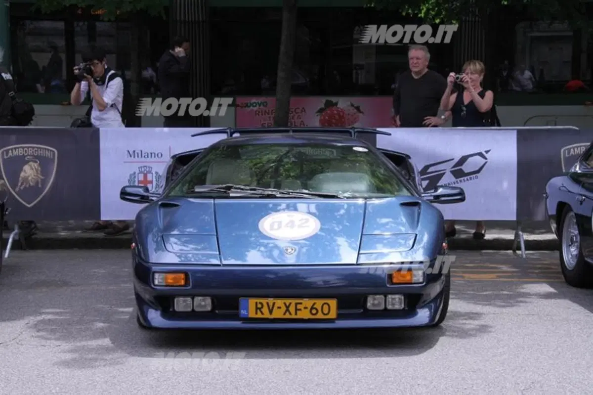 Lamborghini: tutto pronto per la partenza del Grande Giro da Milano (41)