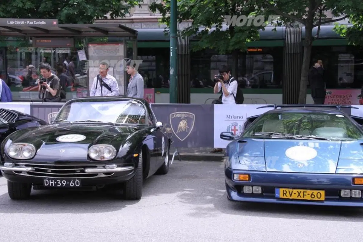 Lamborghini: tutto pronto per la partenza del Grande Giro da Milano (42)