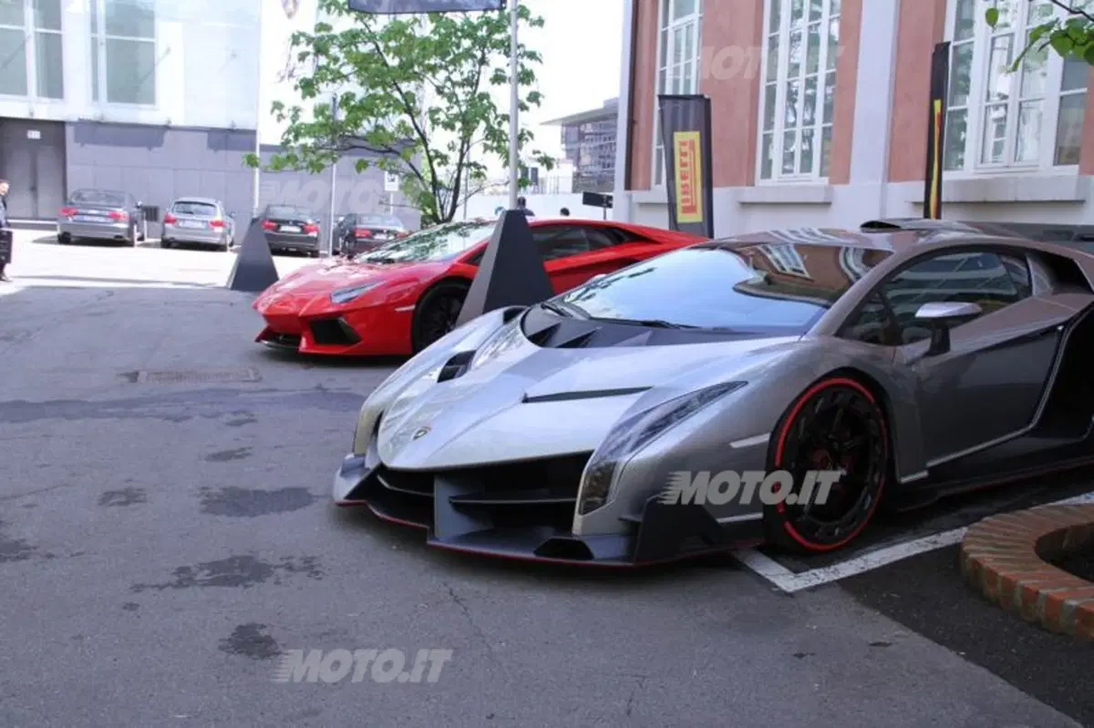 Lamborghini: tutto pronto per la partenza del Grande Giro da Milano (79)
