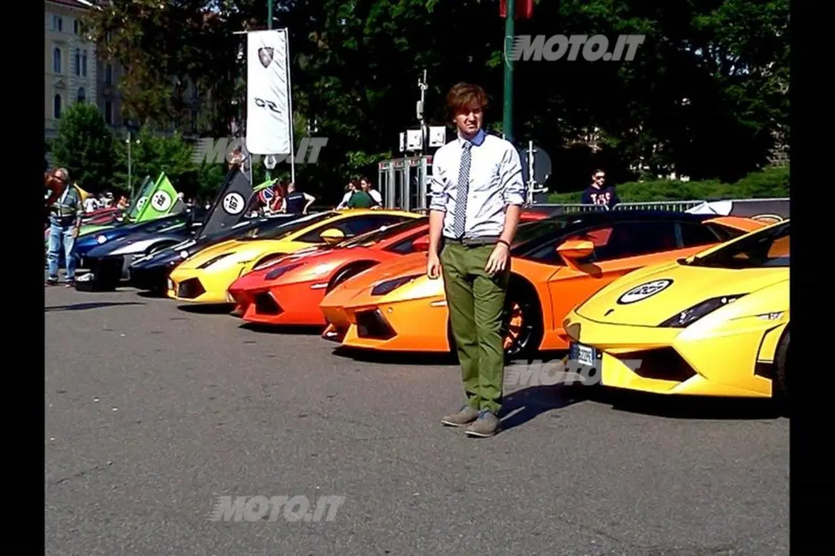 Grande Giro Lamborghini: il video della partenza da Milano. Che sound! (2)