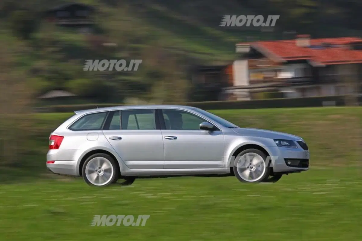 Skoda Octavia Wagon e Octavia Wagon 4x4 (9)