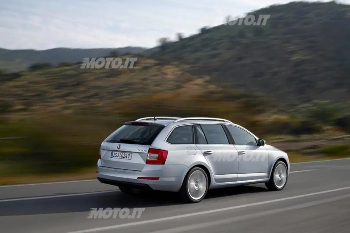 Skoda Octavia Wagon e Octavia Wagon 4x4 (17)