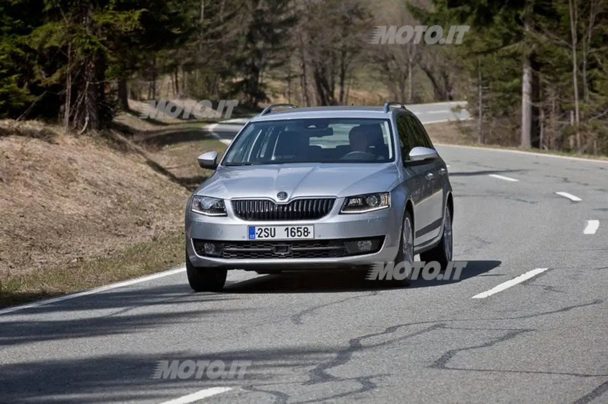 Skoda Octavia Wagon e Octavia Wagon 4x4 (18)