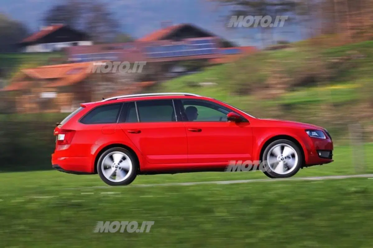 Skoda Octavia Wagon e Octavia Wagon 4x4 (25)