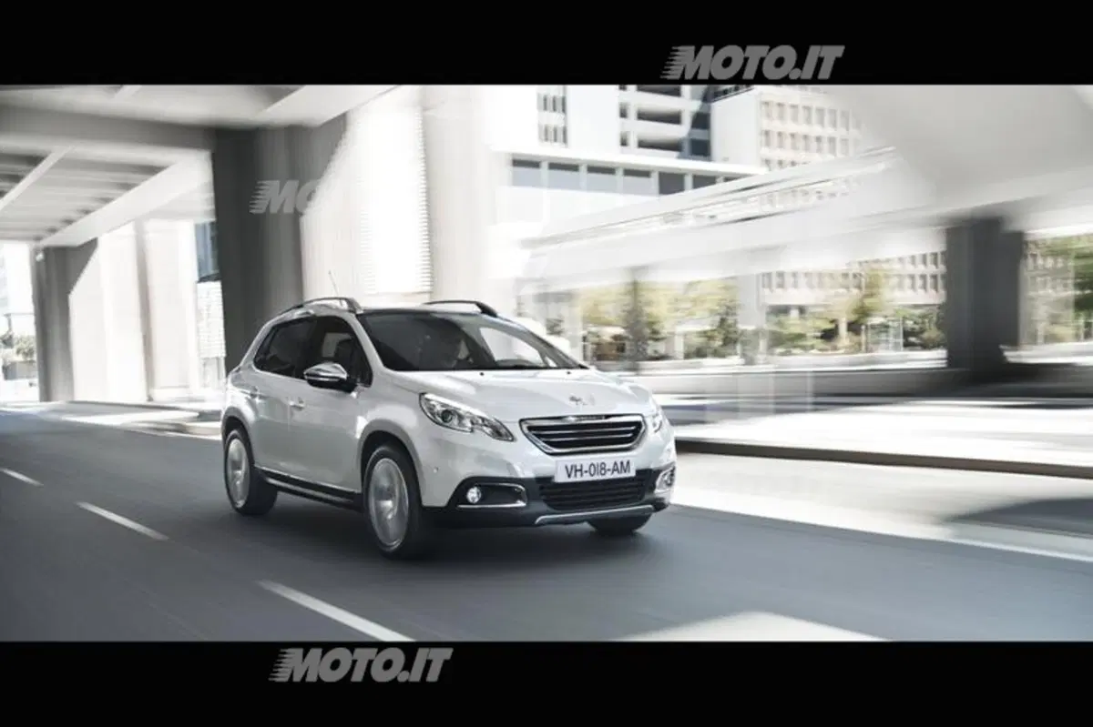 Eugenio Franzetti: «Peugeot 2008 esprime al massimo design, stile e glamour» (9)