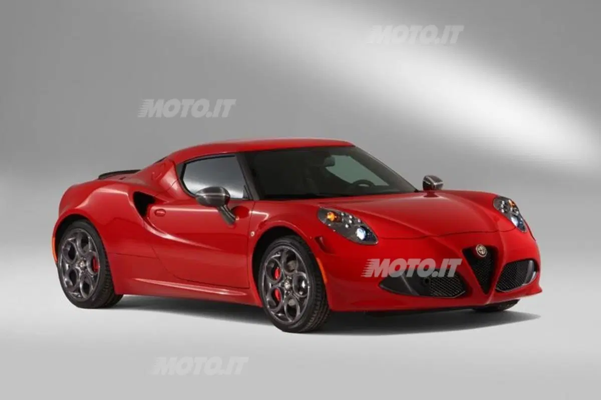 Alfa Romeo 4C: nuove immagini ufficiali