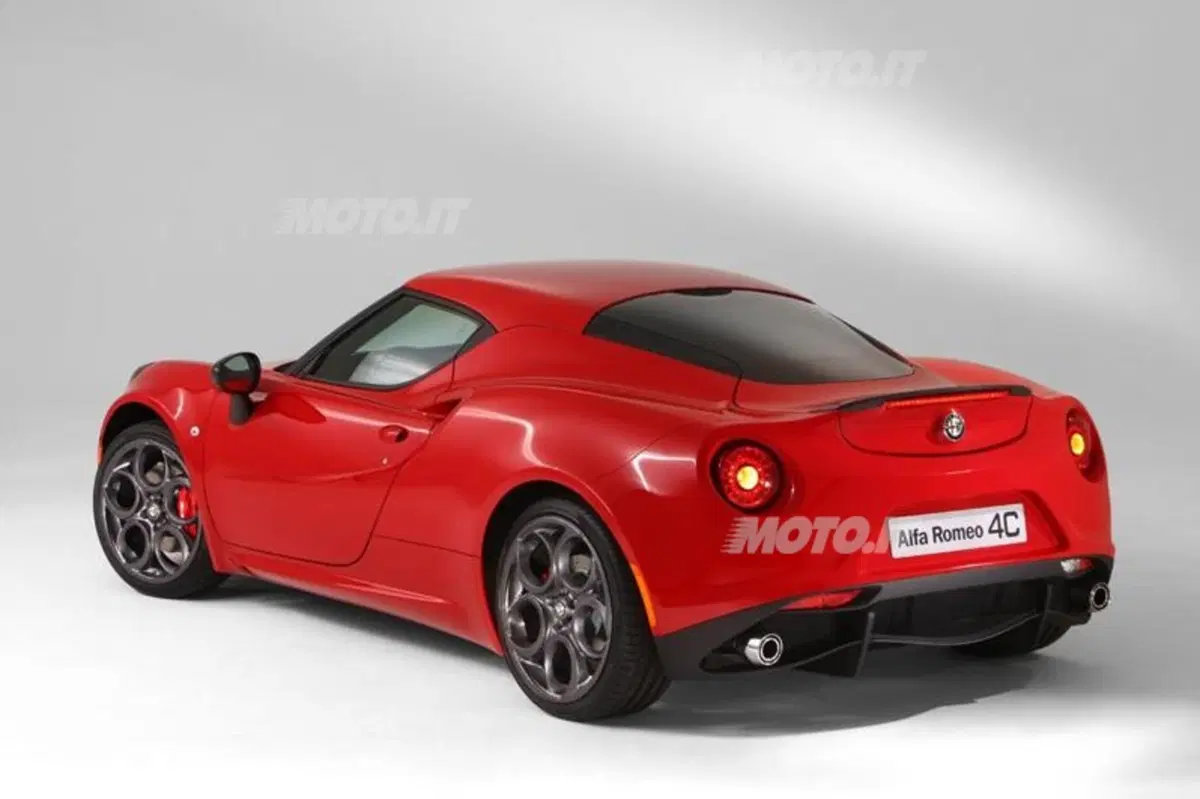 Alfa Romeo 4C: nuove immagini ufficiali (3)