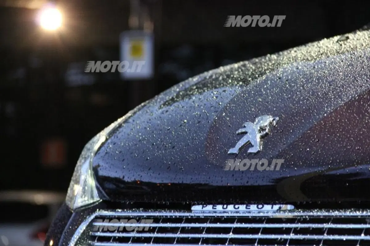 Peugeot 208 XY: presentata a Milano (9)