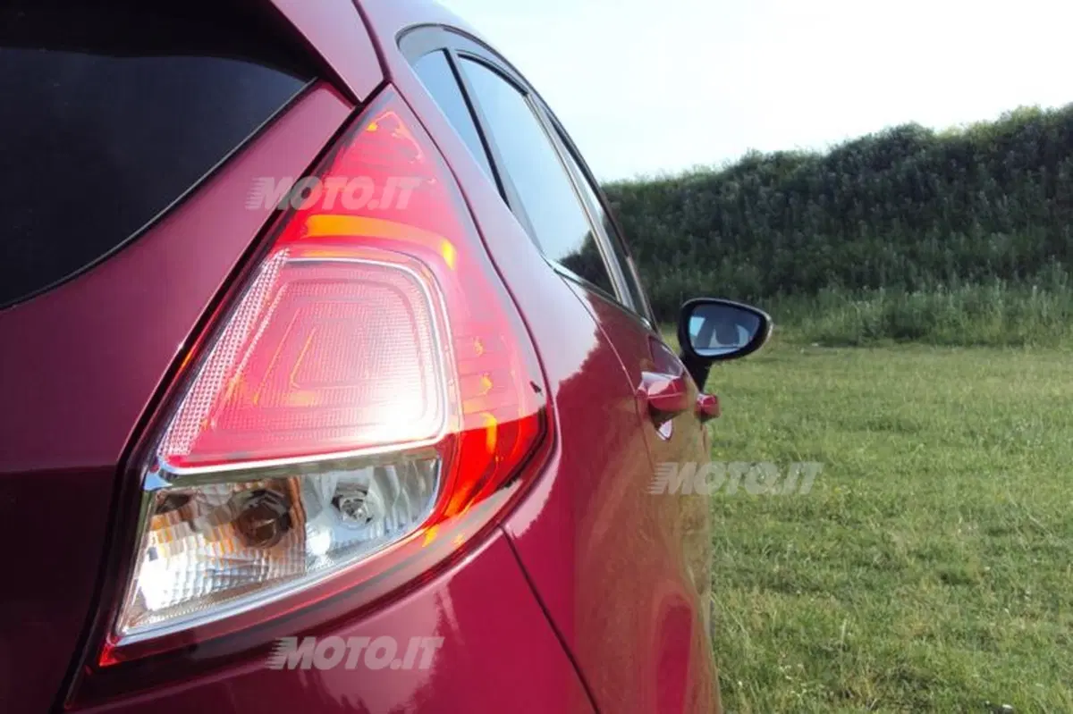 Ford Fiesta Econetic (17)