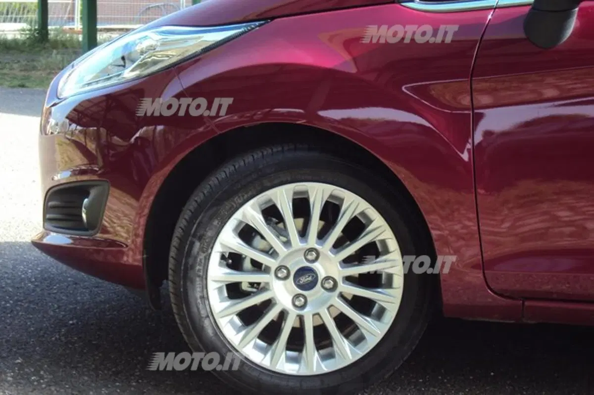 Ford Fiesta Econetic (24)
