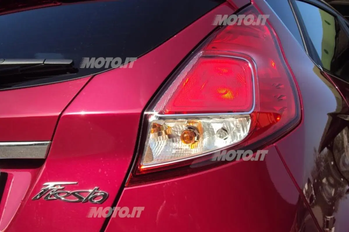 Ford Fiesta Econetic (28)