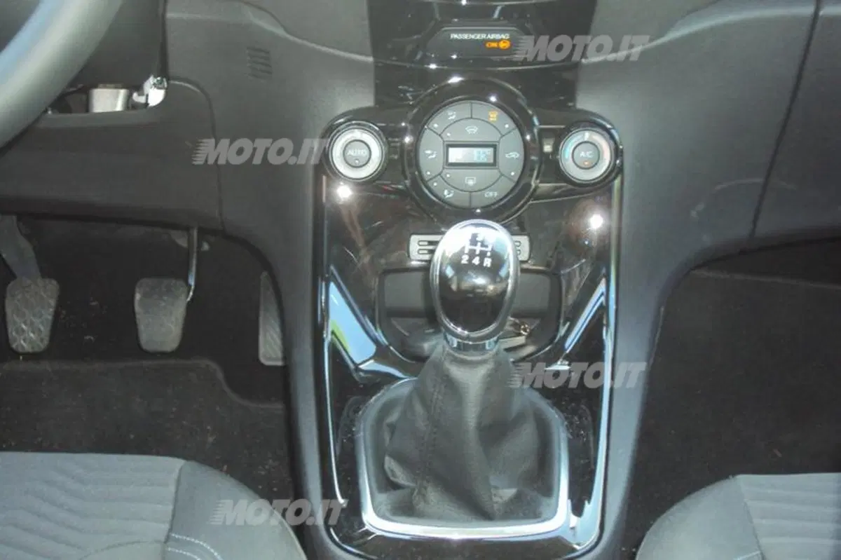 Ford Fiesta Econetic (33)