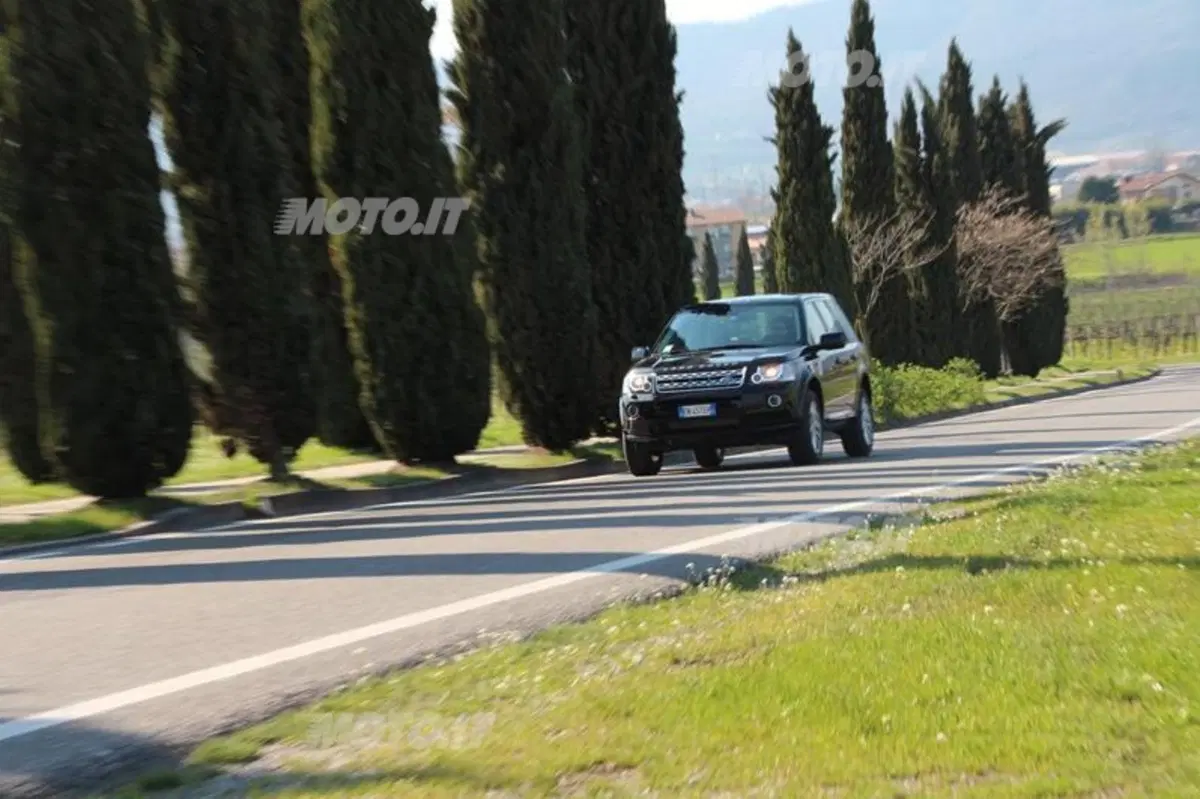 Land Rover Freelander 2 (8)