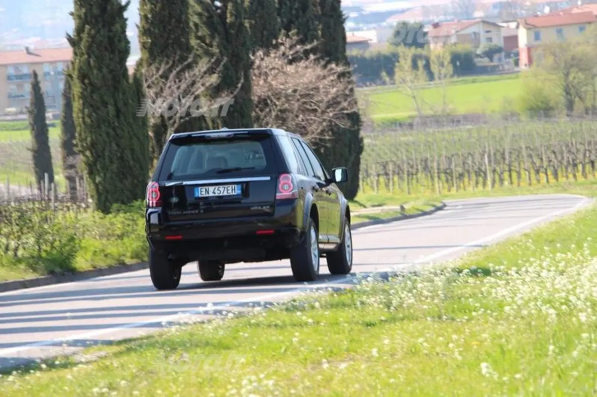 Land Rover Freelander 2 (15)
