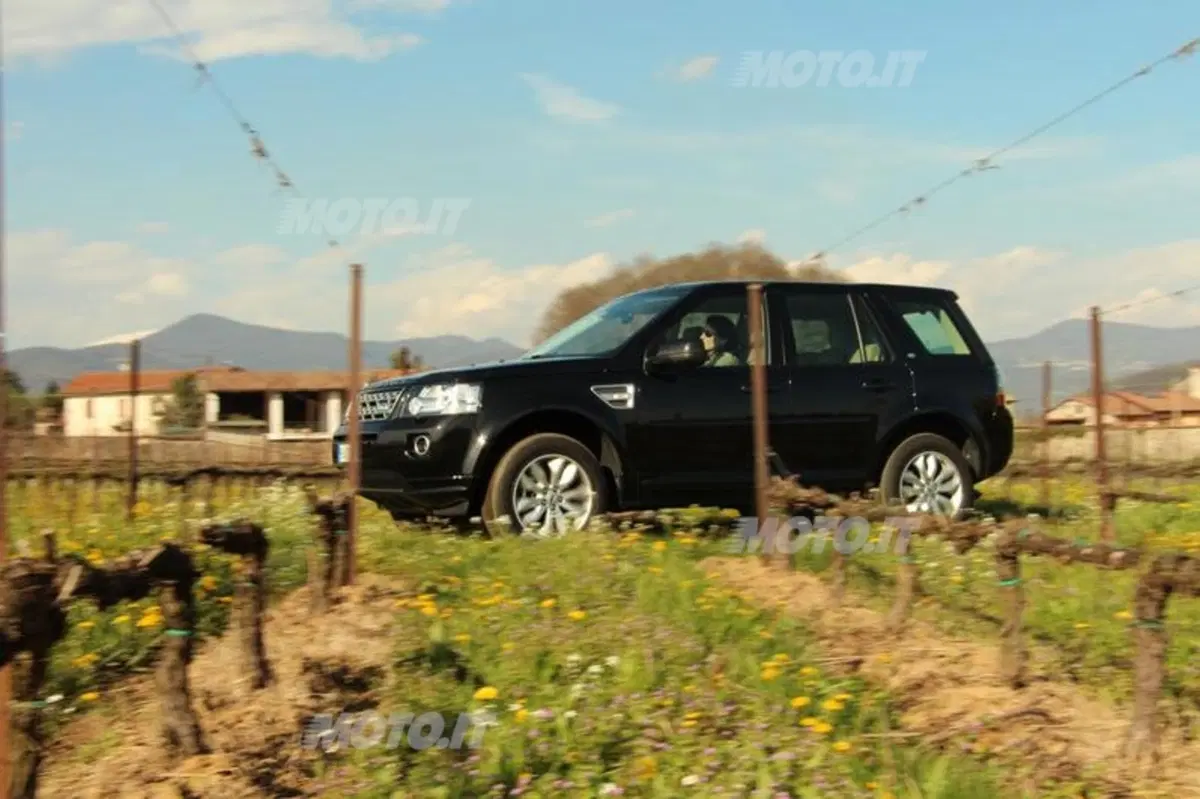 Land Rover Freelander 2 (17)