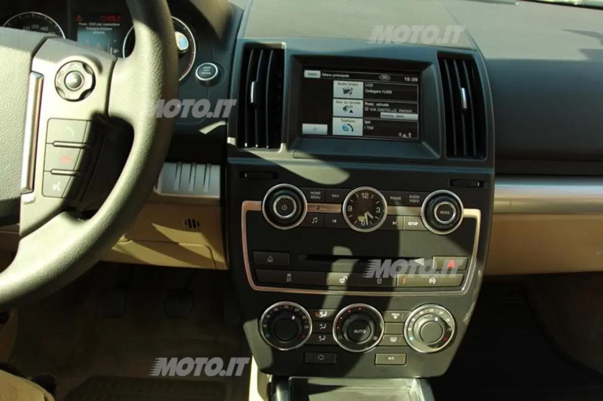 Land Rover Freelander 2 (35)