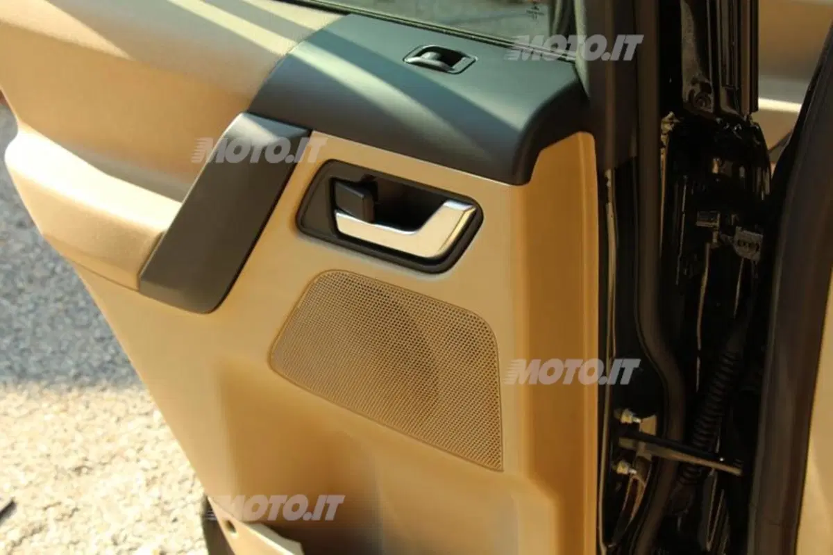 Land Rover Freelander 2 (37)