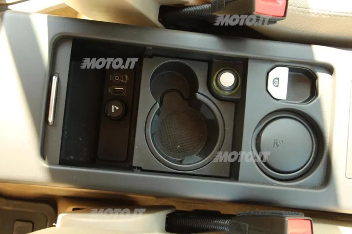 Land Rover Freelander 2 (39)