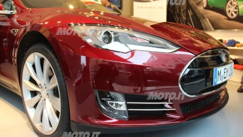 Tesla: passi da gigante per il costruttore di auto elettriche