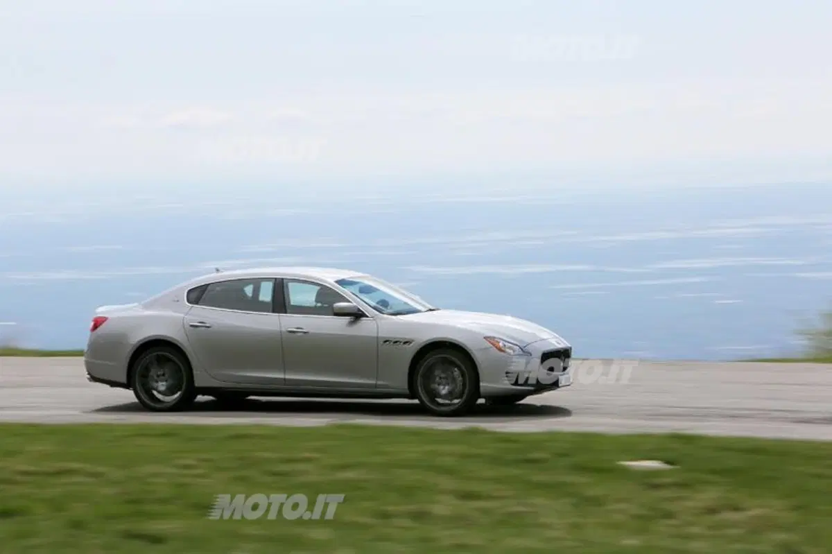 Maserati Quattroporte S (2)