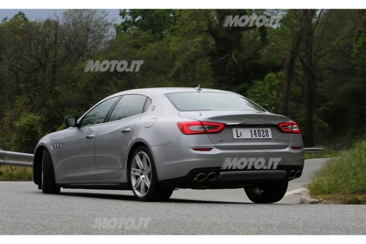 Maserati Quattroporte S (8)