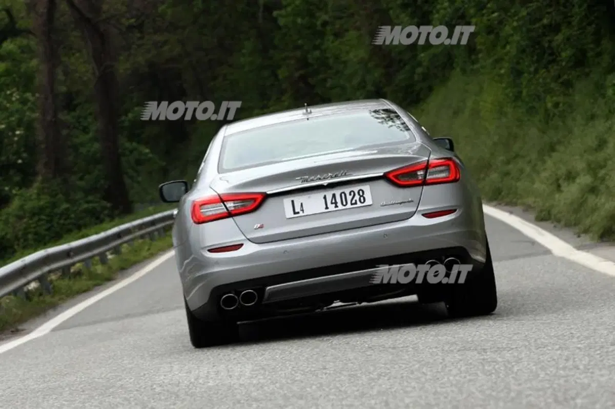 Maserati Quattroporte S (24)