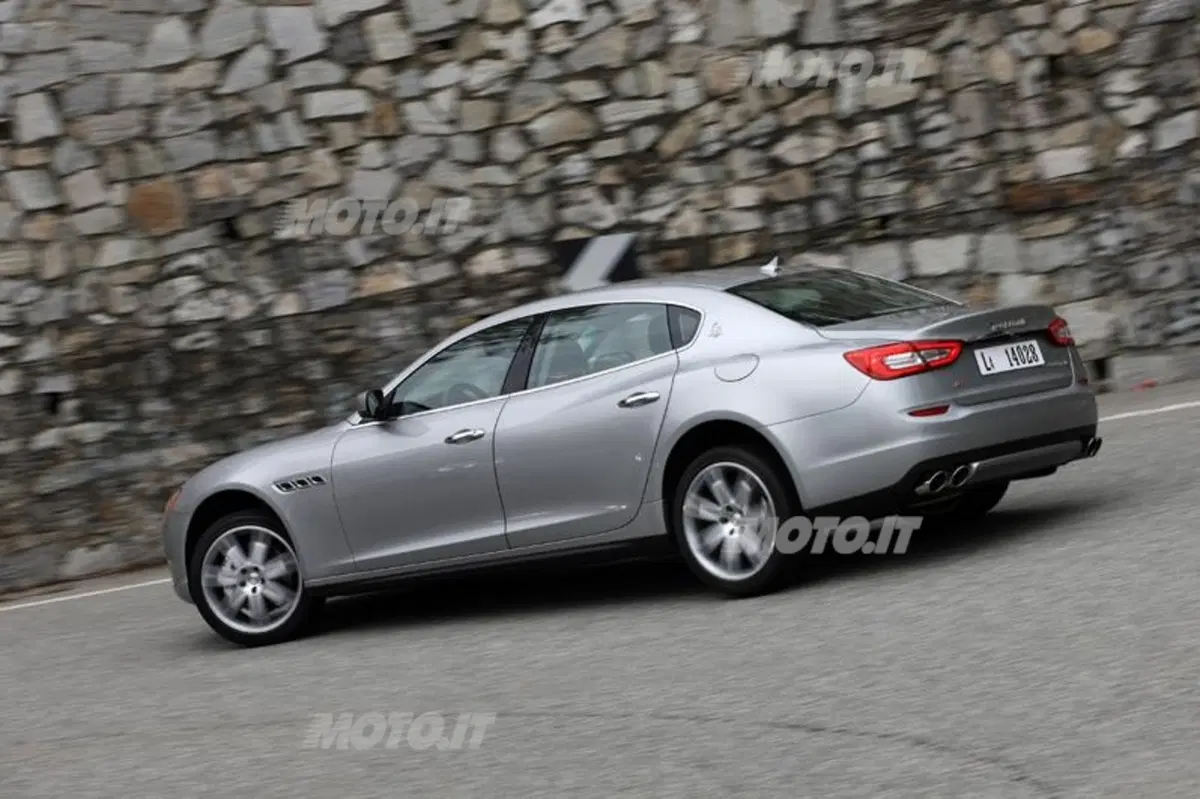 Maserati Quattroporte S (25)