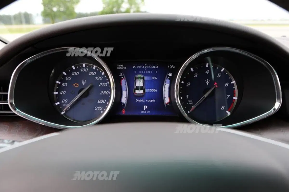 Maserati Quattroporte S (59)