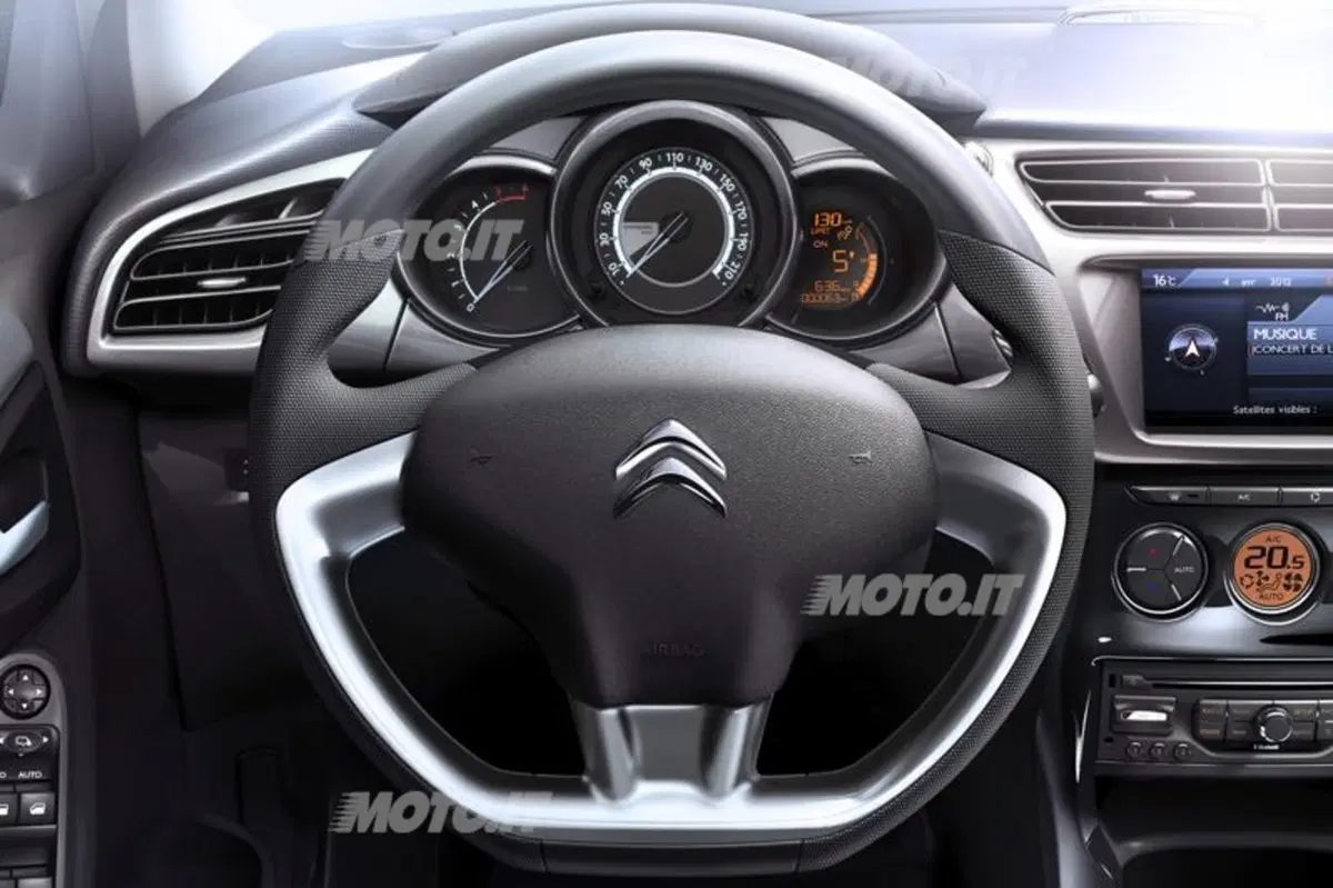 Massimo Borio: «La Citroen C3 ora ha un nuovo look, ma anche motori più potenti ed efficienti» (18)