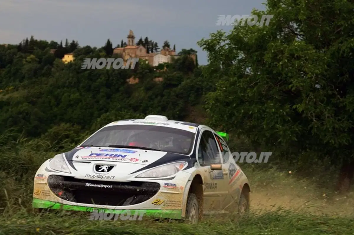 CIR 2013. Rally Adriatico. Umberto Scandola “Extra… Terrestre” nel prologo-spettacolo (7)