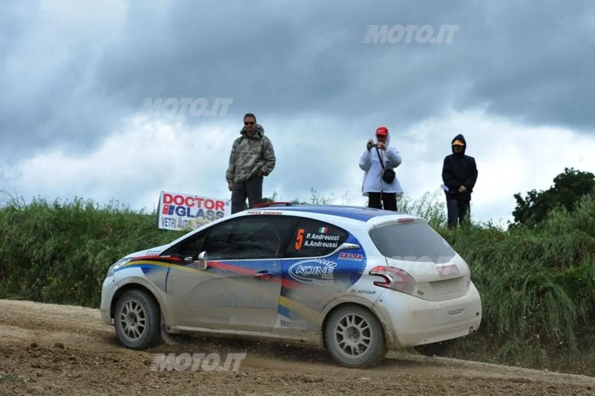 CIR 2013. Rally Adriatico. Umberto Scandola “Extra… Terrestre” nel prologo-spettacolo (12)