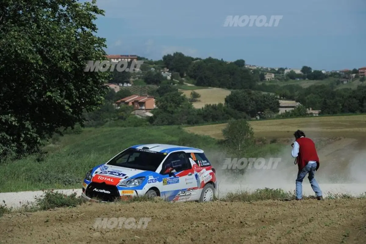 CIR 2013. Umberto Scandola e Guido D’Amore (Skoda Fabia S2000) vincono il Rally Adriatico (10)